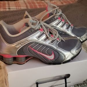 Womens Nike Shox